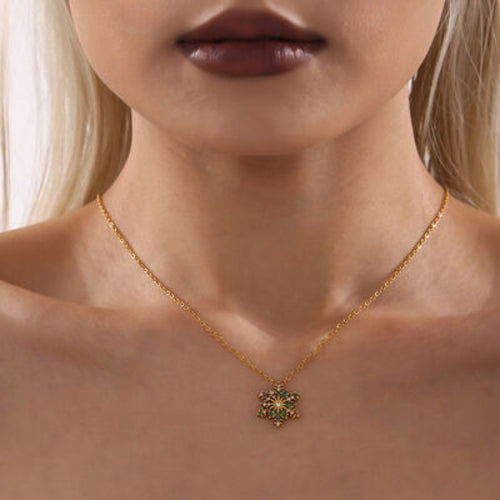 Stainless Inland Zircon Snowflake Necklace